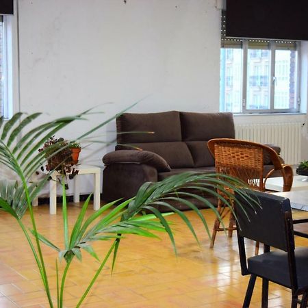 Albergue Mirás Sigueiro Kültér fotó