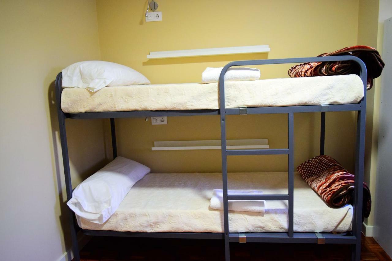 Albergue Mirás Sigueiro Kültér fotó